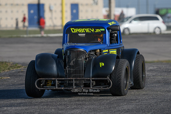 RipShaub_2017_SCCA_Hoosier_Group5_start-33